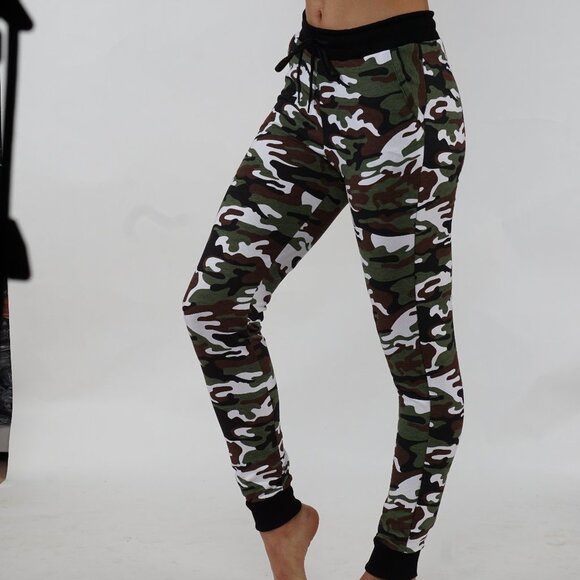 Camouflage Joggers Sweatpants with Pockets - Picture 5 of 5